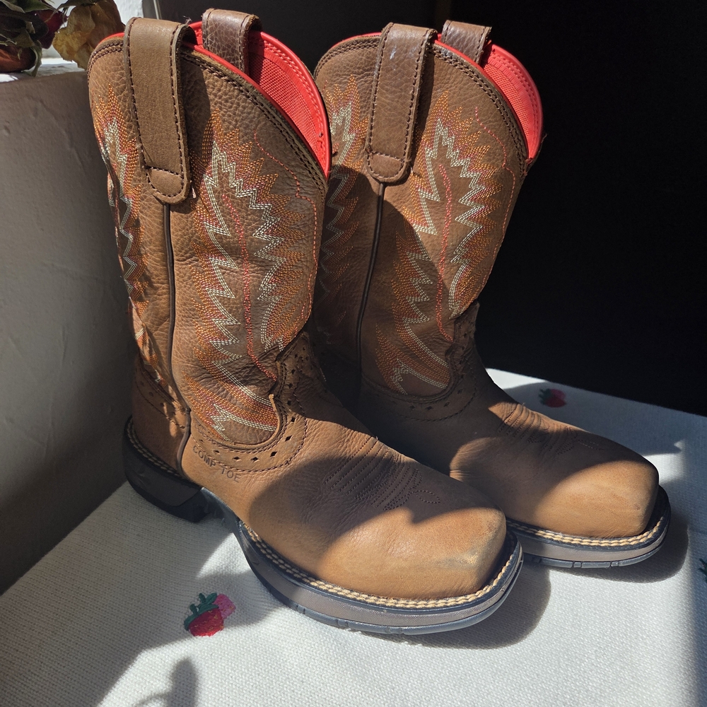Shyanne Brown Leather Composite Toe Boots-Size: 6.5 Womens